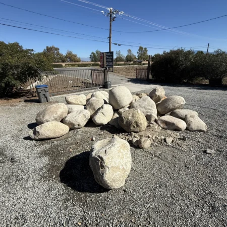 Sierra Boulders